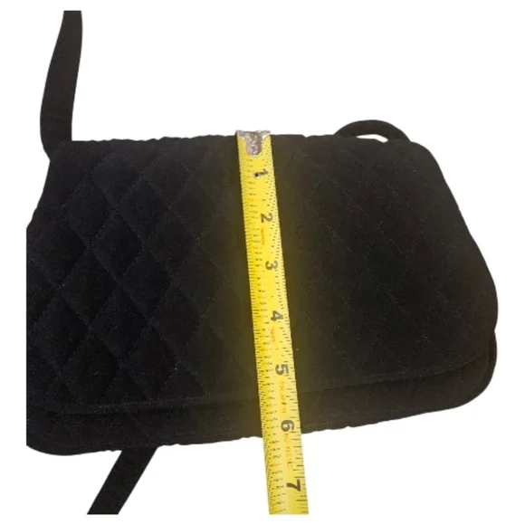 Vera Bradley NWOT Black Quilted 9.5"x 6"x 3" Shoulder Crossbody Purse - Picture 6 of 14